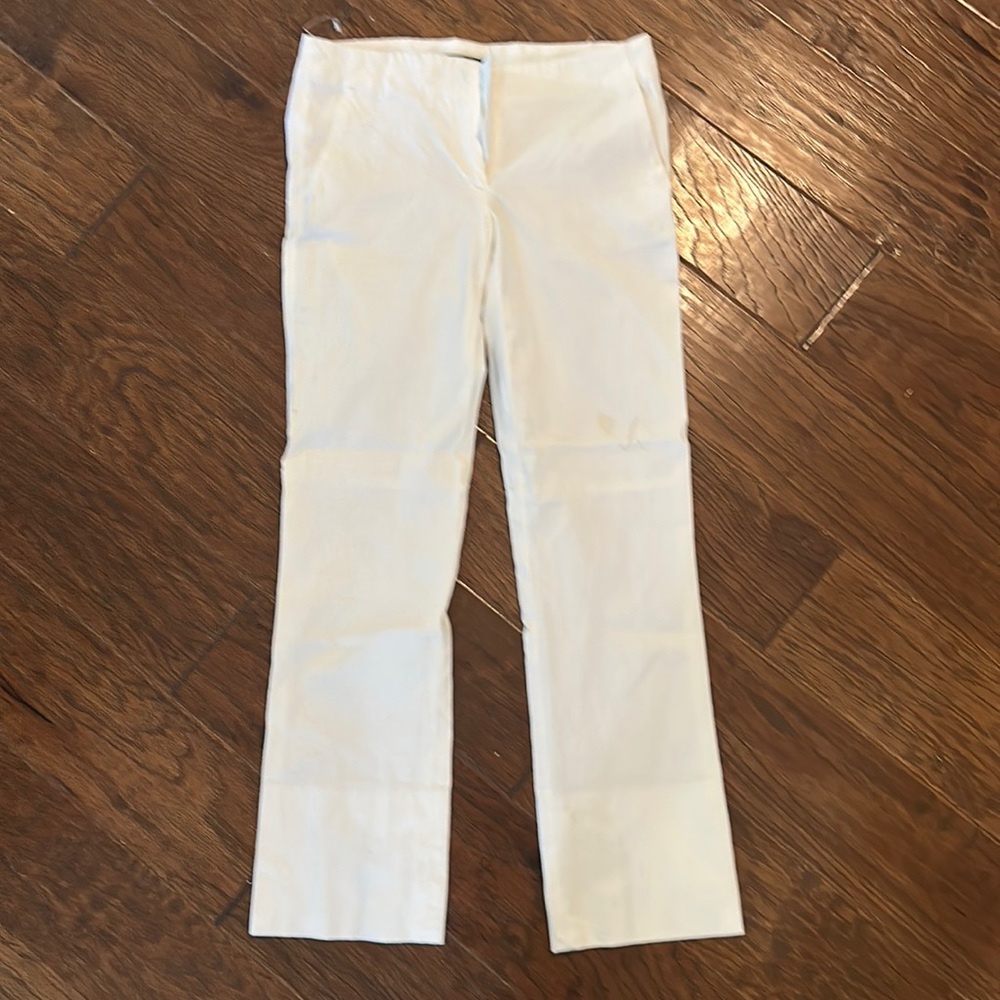 White cropped pants